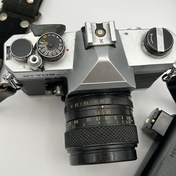 Fujica ST705w Manual Camera with flash